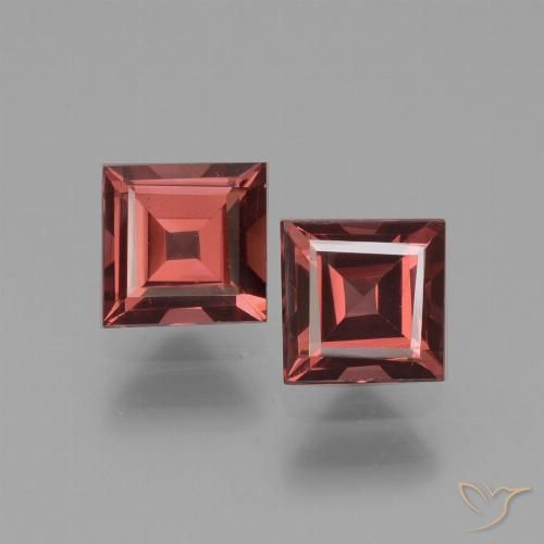 1.47 ct Square Cut Rhodolite Garnet, 4.9 x 4.2 mm From Mozambique, Photo A