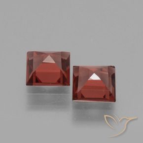 Rhodolite Garnet Gemstones in 5 x 5 mm (calibrated) Size for Sale, Rhodolite Garnet Stones in Deep Berry Red Color