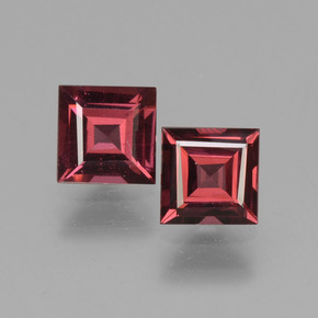Scarlet Red Rhodolite Garnet Gem - 0.7ct Square Facet (ID: 431114)
