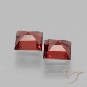 Rhodolite Garnet Gemstones in 5 x 5 mm (calibrated) Size for Sale, Rhodolite Garnet Stones in Dark Red Color