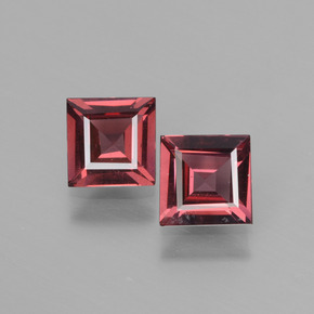 1.29 ct Pink Rhodolite Garnet Gemstone, Rhodolite Garnet Gem in Square Facet Shape for Sale.