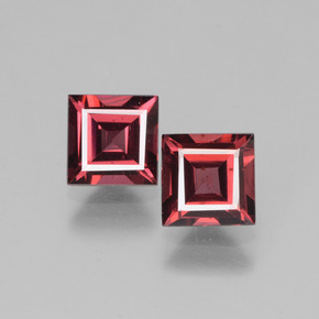 1.64 ct Pink Rhodolite Garnet Gemstone, Rhodolite Garnet Gem in Square Facet Shape for Sale.