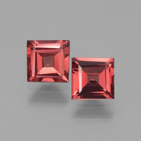 0.7ct Square Facet Pinkish Rose Rhodolite Garnet Gem for sale 0.7ct Square Facet Pinkish Rose Rhodolite Garnet Gem (ID: 431586)
