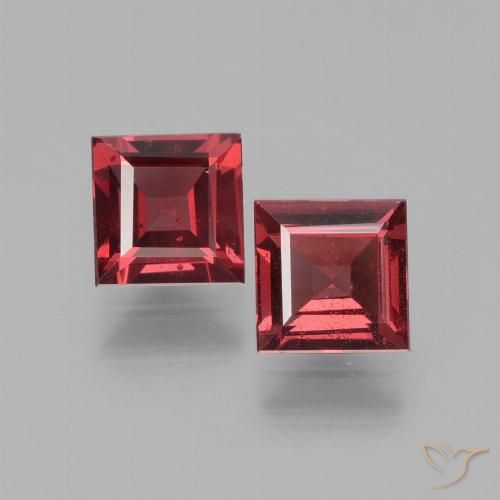 Deep Red Rhodolite Garnet Gem - 0.7ct Square Facet (ID: 431590)