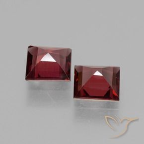 Rhodolite Garnet Gemstones in 5 x 5 mm (calibrated) Size for Sale, Rhodolite Garnet Stones in Dark Red Color