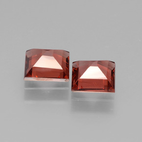 Rhodolite Garnet Gemstones in 4.9 x 4.8 mm Size for Sale, Rhodolite Garnet Stones in Pinkish Rose Color