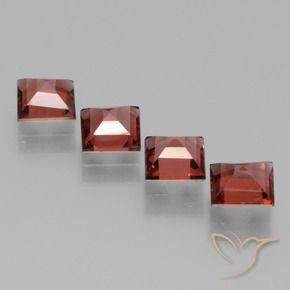 Rhodolite Garnet Gemstones in 4.8 x 4.7 mm Size for Sale, Rhodolite Garnet Stones in Medium Red Color