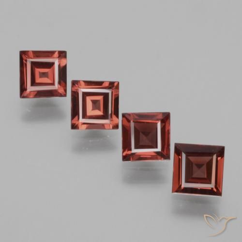 Granato rodolite a taglio quadrato da 2,6 ct, 4,8 x 4,8 mm dal Mozambico, Photo A