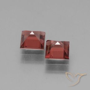 Rhodolite Garnet Gemstones in 5 x 5 mm (calibrated) Size for Sale, Rhodolite Garnet Stones in Deep Red Color