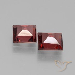 Rhodolite Garnet Gemstones in 5 x 5 mm (calibrated) Size for Sale, Rhodolite Garnet Stones in Deep Wine Red Color
