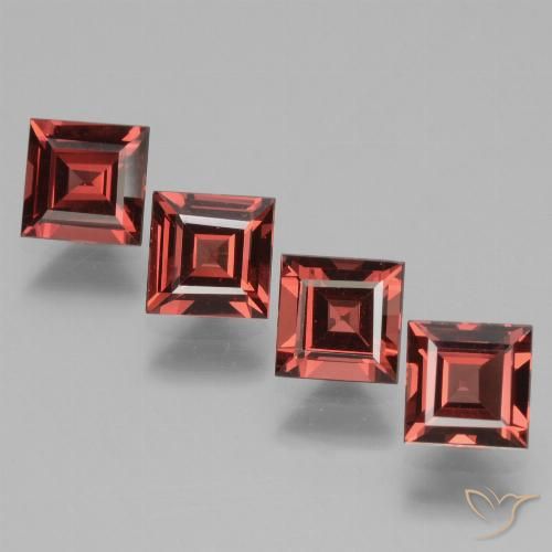 3.18ctw Natural Scarlet Red Rhodolite Garnet, Square, VS