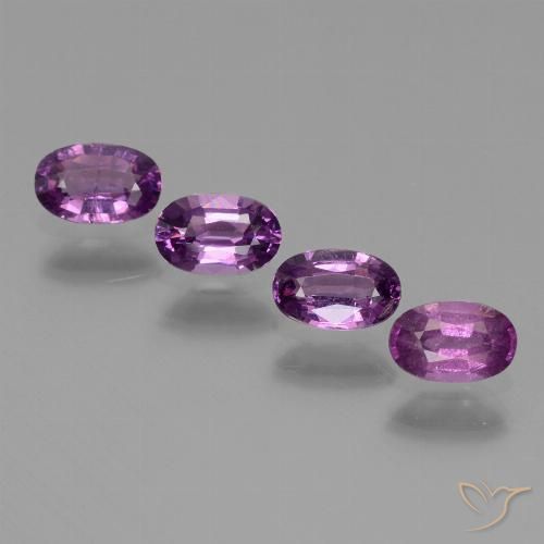 Granato rodolite a taglio ovale da 1,51 ct, 5,4 x 3,5 mm dal Mozambico, Photo A