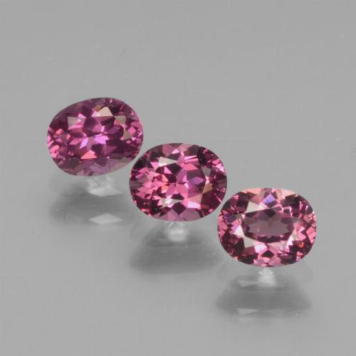 Magenta-Pink Rhodolit-Granat Edelstein - 0.5ct Oval facettiert (ID: 440666)