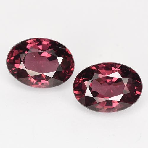 Granato rodolite a taglio ovale da 2,33 ct, 7,1 x 5,2 mm dal Mozambico, Photo A
