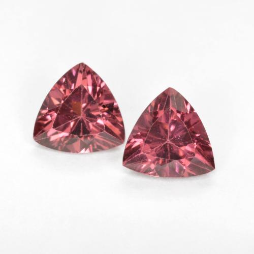 tiefrot Rhodolit-Granat Edelstein - 0.5ct Trillantschliff (ID: 560415)