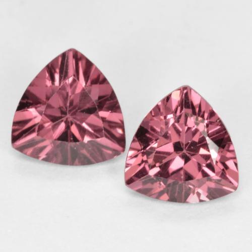 Dark Magenta-Pink Rhodolite Garnet Gem - 0.5ct Trillion Facet (ID: 562097)