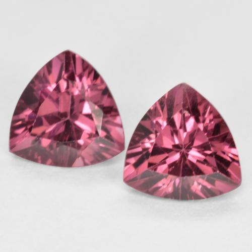 Dark Magenta-Pink Родолит Гранат Камень - 0.5ct Огранка Триллион Фасетная (ID: 562101)