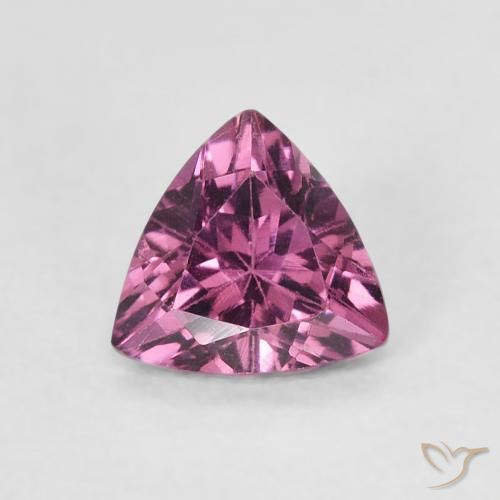 Granato rodolite taglio trilioni da 0,54 ct, 5,2 x 5 mm dal Mozambico, Photo A