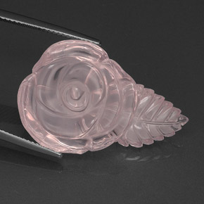29.80 ct Pink Rose Quartz Stone, Natural Rose Quartz in Carved Rose Shape for Sale