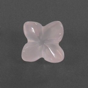 3.83 ct Pink Rose Quartz Gemstone, Rose Quartz Gem in Flower-Cut Shape for Sale.