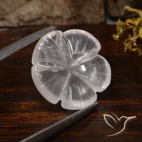 6.31 ct White Rose Quartz Stone, Natural Rose Quartz in Carved Flower Shape for Sale
