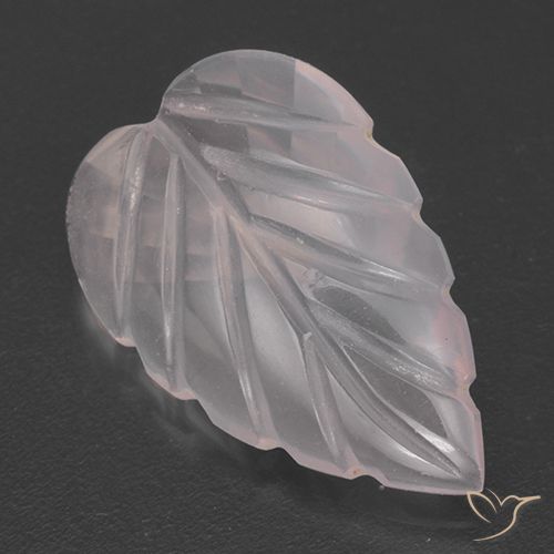 Very Light Rose Pink Rosenquarz Edelstein - 2.6ct Fantasy Carved Leaf (ID: 501152)