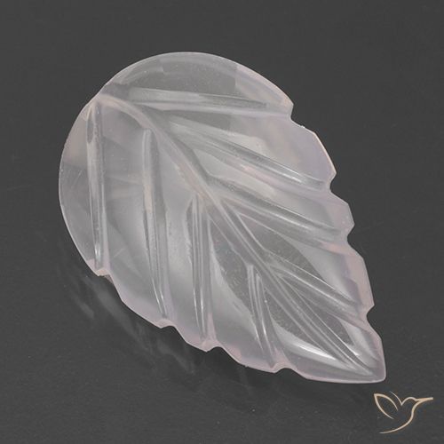 Quartz Rose Rose carved leaf 2,53 ct d'Afrique du Sud, dimension 14x9 mm, pierre gemme naturelle Non traité, pureté Transparent, 1 pièce Quartz Rose de couleur Rose rosé très clair, dureté Mohs de 7 convient aux bijoux de tous les jours, pierre de sagesse, Photo A