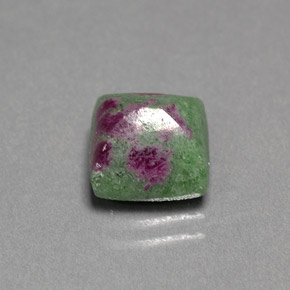 4.04 ct Multicolor Ruby-Zoisite Gemstone, Ruby-Zoisite Gem in Square Cabochon Shape for Sale.