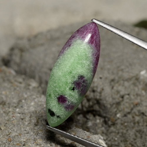 Rubis-Zoisite Multicolore marquise cabochon 22,2 x 8,3mm de Tanzanie, poids de 8,33 ct, pierre gemme naturelle Non traité de pureté Opaque , 1 pièce Rubis-Zoisite, couleur : Multicolore, dureté de Mohs de 6.5 à 7 convient aux bijoux de tous les jours, pierre de sagesse, Photo A
