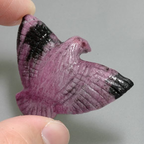 41.4ct Bird Carving Multicolor Ruby-Zoisite for sale thumb image of 41.4ct Bird Carving Multicolor Ruby-Zoisite (ID: 335167)