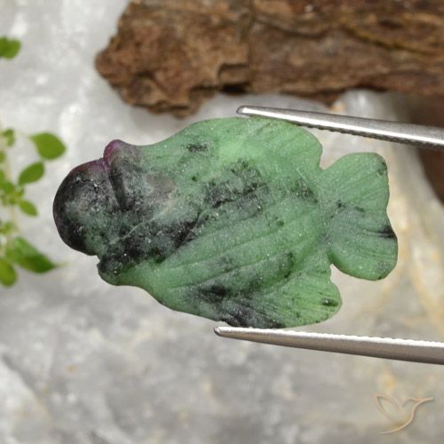 19.94 ct Carved Ruby-Zoisite, 26 x 16.1 mm From Madagascar, Photo A