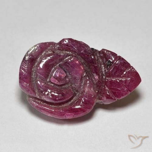 14.55 ct Carved Ruby-Zoisite, 18.9 x 12.5 mm From Tanzania, Photo A