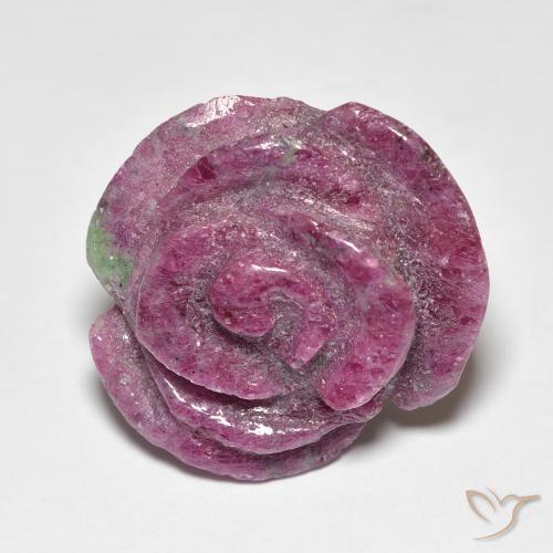 Rubis-zoisite sculpté de 19,49 ct, 17,8 x 16,7 mm de Tanzanie, Photo A