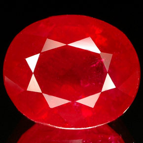 4.56 ct Red Ruby Gemstone, Ruby Gem in Oval Facet Shape for Sale.