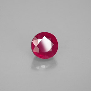 0.89 ct Red Ruby Stone, Natural Ruby in Round Facet Shape for Sale