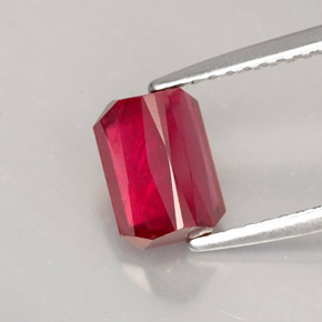 Ruby Gemstone in 7.5 x 5.5 mm Size for Sale, Ruby Stone in Red Color