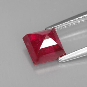 Ruby Gemstone in 6 x 6 mm (calibrated) Size for Sale, Ruby Stone in Red Color