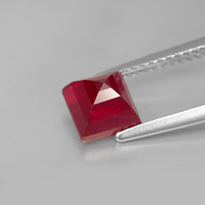 Ruby Gemstone in 6 x 6 mm (calibrated) Size for Sale, Ruby Stone in Red Color