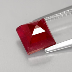 Ruby Gemstone in 6 x 6 mm (calibrated) Size for Sale, Ruby Stone in Red Color