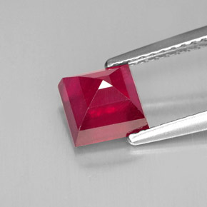 Ruby Gemstone in 6 x 6 mm (calibrated) Size for Sale, Ruby Stone in Red Color