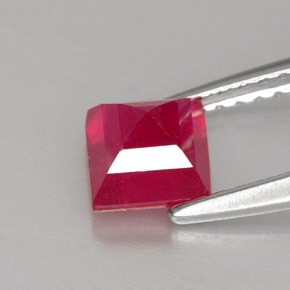 Ruby Gemstone in 5 x 5 mm (calibrated) Size for Sale, Ruby Stone in Red Color