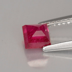 Ruby Gemstone in 4.7 x 4.7 mm Size for Sale, Ruby Stone in Red Color