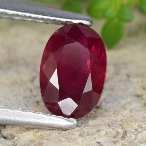 0.92 ct Red Ruby Stone, Natural Ruby in Oval Facet Shape for Sale