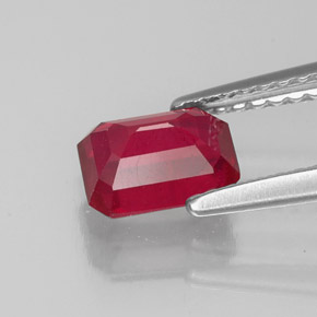 Ruby Gemstone in 7 x 5 mm (calibrated) Size for Sale, Ruby Stone in Violet Red Color