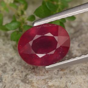 2ct Oval Facet Red Ruby Gem for sale 2ct Oval Facet Red Ruby Gem (ID: 465309)