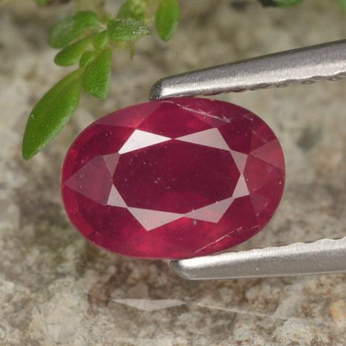 Pinkish Red Ruby Gem - 1.2ct Oval Facet (ID: 466317)