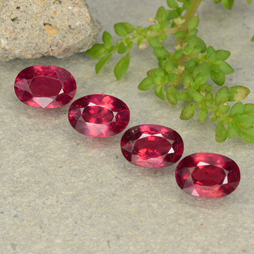 Medium Red Ruby Gem - 0.8ct Oval Facet (ID: 481938)