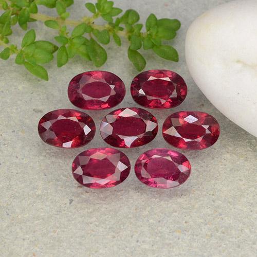 Medium-Dark Red Ruby Gem - 0.7ct Oval Facet (ID: 482020)