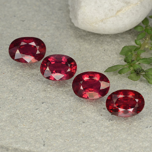 Medium Red Ruby Gem - 1.2ct Oval Facet (ID: 483129)