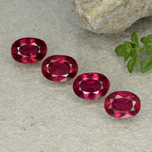 Currant Red Ruby Gem - 1.2ct Oval Facet (ID: 483150)